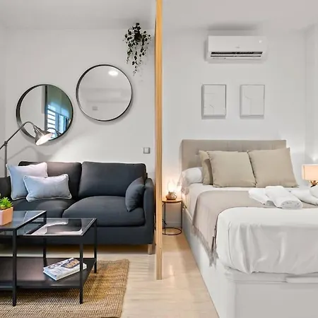 Estudio Nice Stay Dos Aceras Málaga Buitenkant foto
